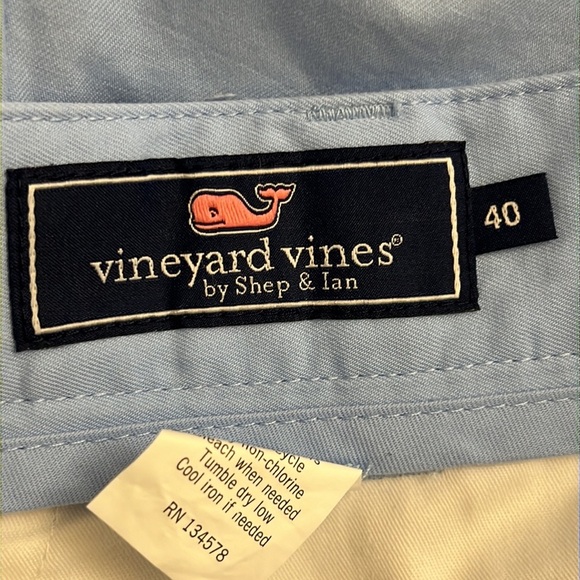 Vineyard vines men’s shorts - Picture 4 of 5